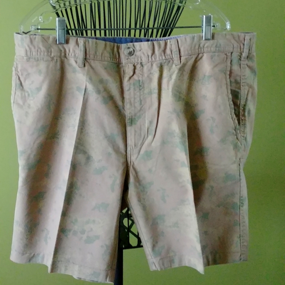 "BLACK BROWN" SHORTS SIZE 40